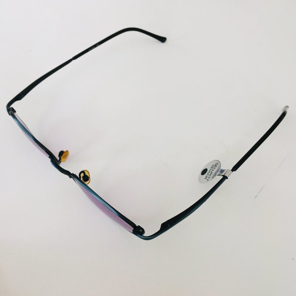 Blue sunglasses - Picture 3 of 3